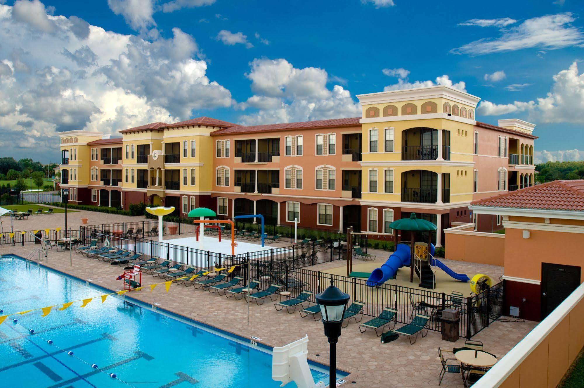 Emerald Greens Condo Resort Tampa Esterno foto